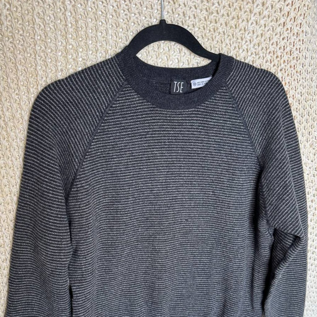Tse 100% Cashmere Gray Ribbed Grewneck Sweater Gray Size M Luxury Soft Knit